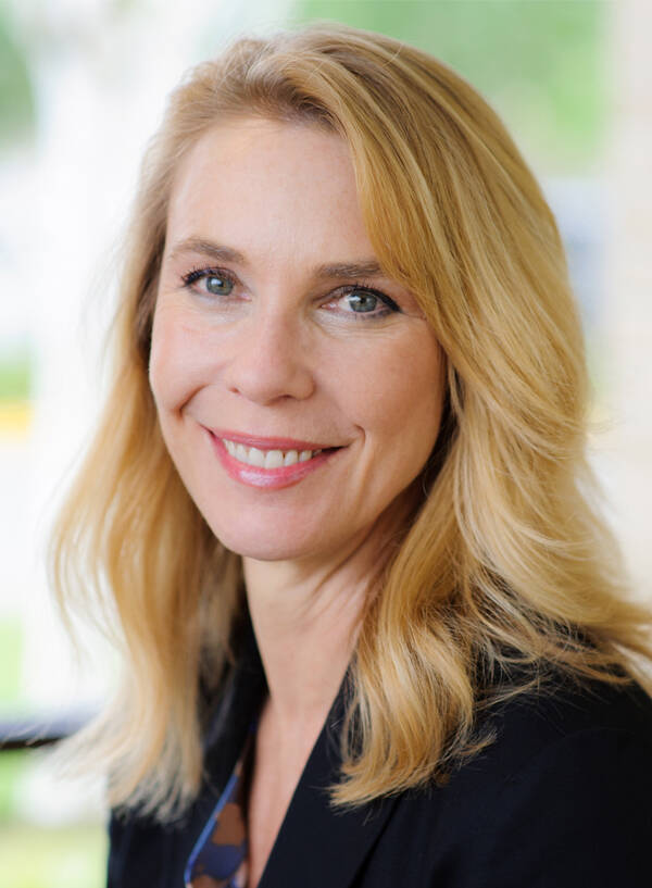 Catherine Martyn is a Senior Mortgage Loan Officer at the Peoples Bank Coupeville Real Estate Loan Center.