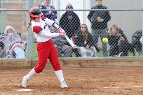 (Photo by John Fisken)
Chelsi Stevens blasts a big-time hit.